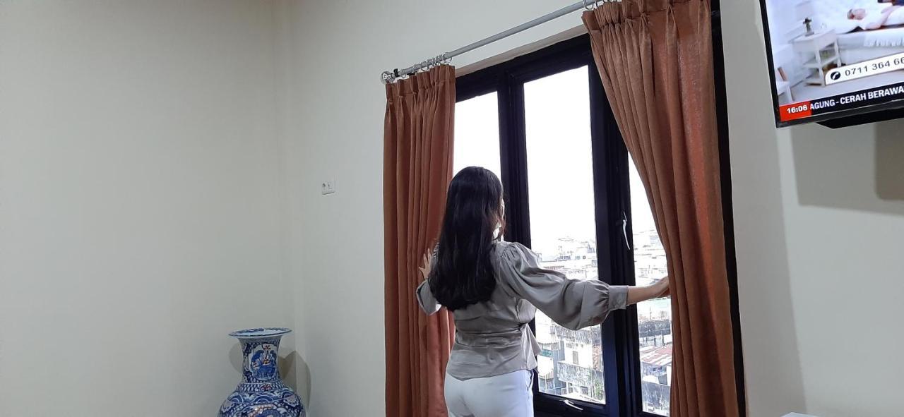 Hotel Sriwijaya 99 Palembang Kültér fotó